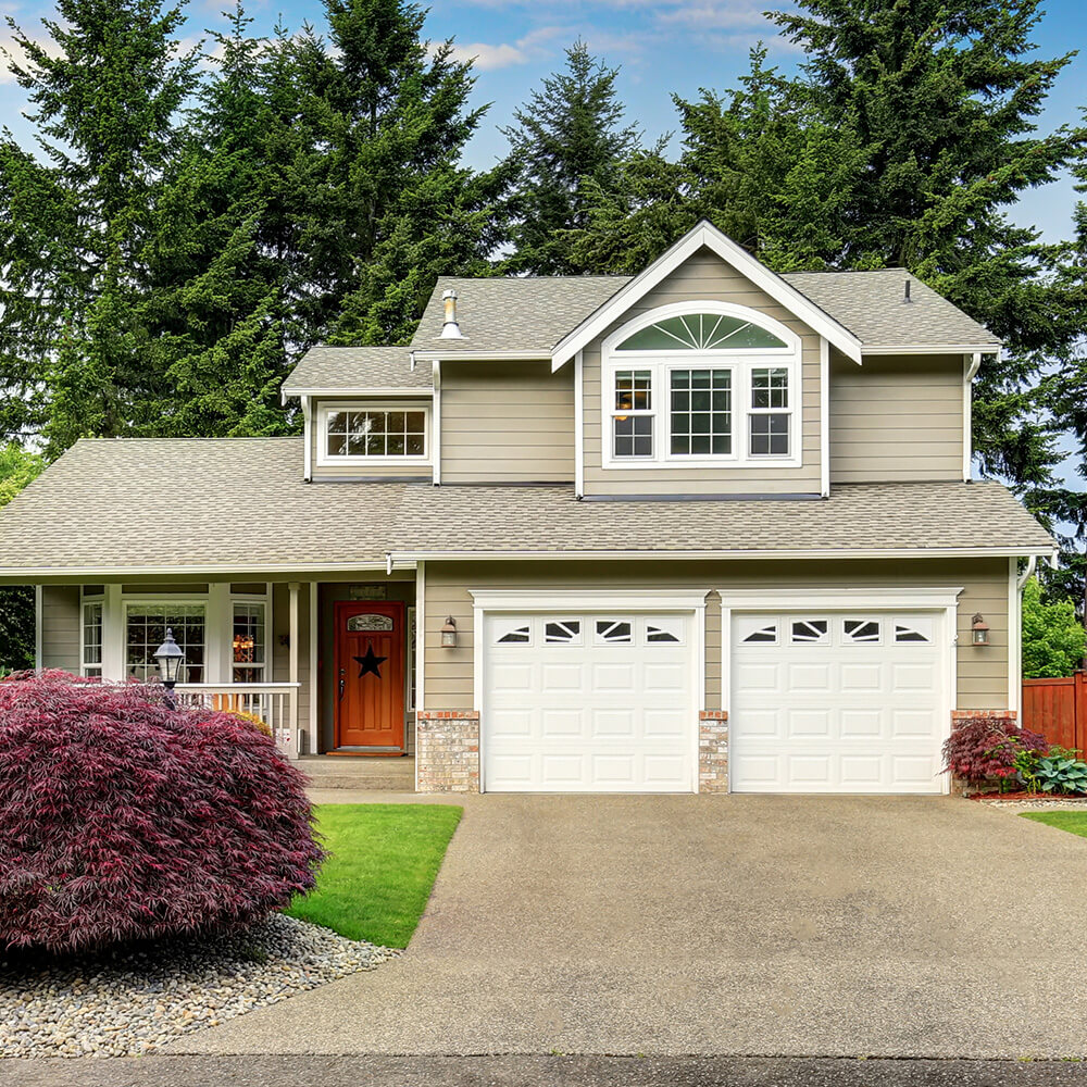 asphalt shingle roof on residential home in cicero indiana