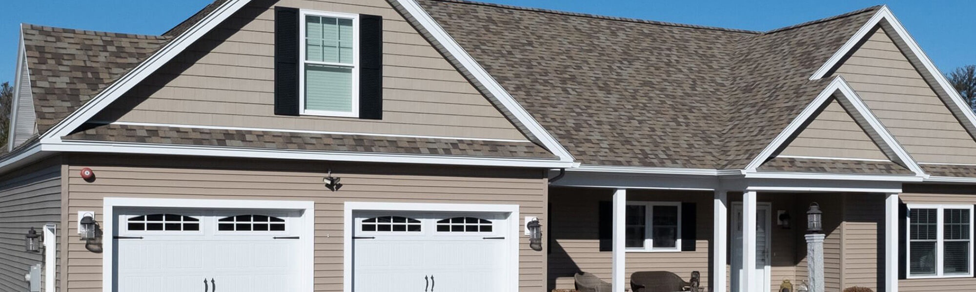 large residential shingle roof in southport